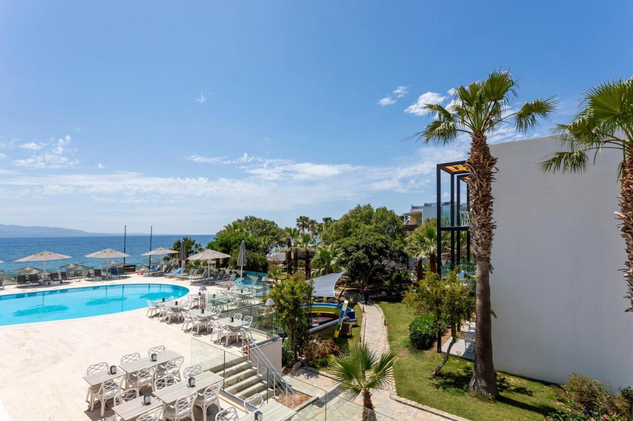 Charm Beach Hotel Akyarlar Exterior foto